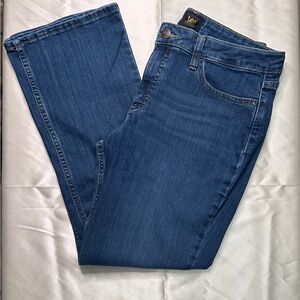 Lee Women's Classic Straight Leg Denim Jeans